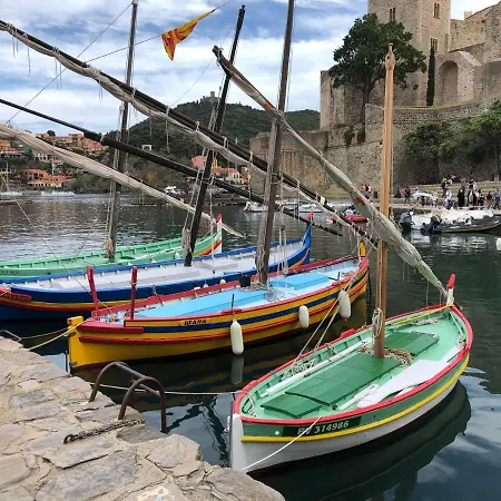 Les Pieds Dans L'eau